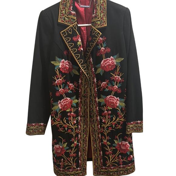 paparazzi Jackets & Blazers - Paparazzi Black and Red Embroidered Blazer with Rose Print Trim 🌹